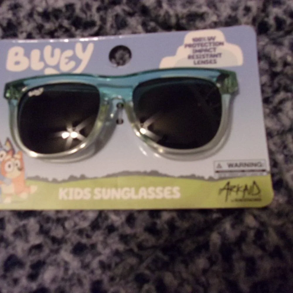 Kids Bluey Sunglasses 100% uv protection New
